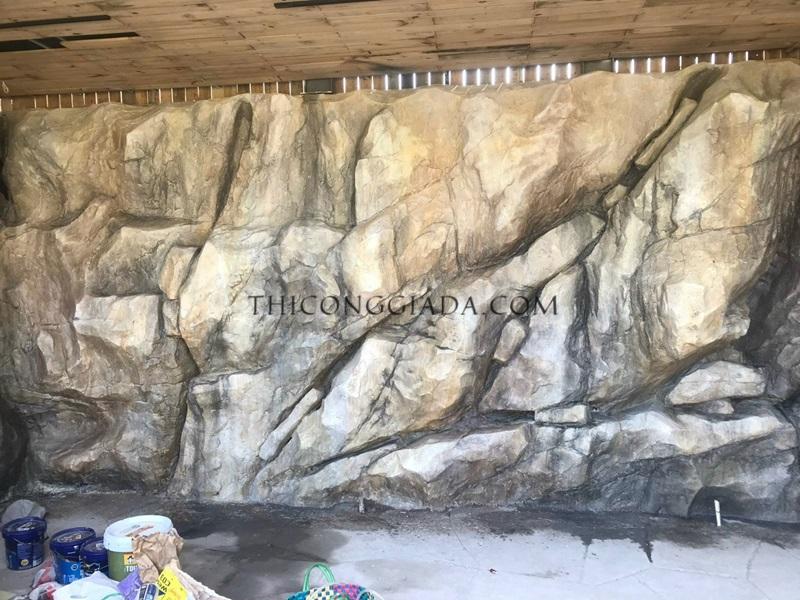 Thi công đắp đá núi nhân tạo bằng xi măng tiết kiệm chi phí 4 Lợi ích khác biệt của đắp đá núi nhân tạo bằng xi măng